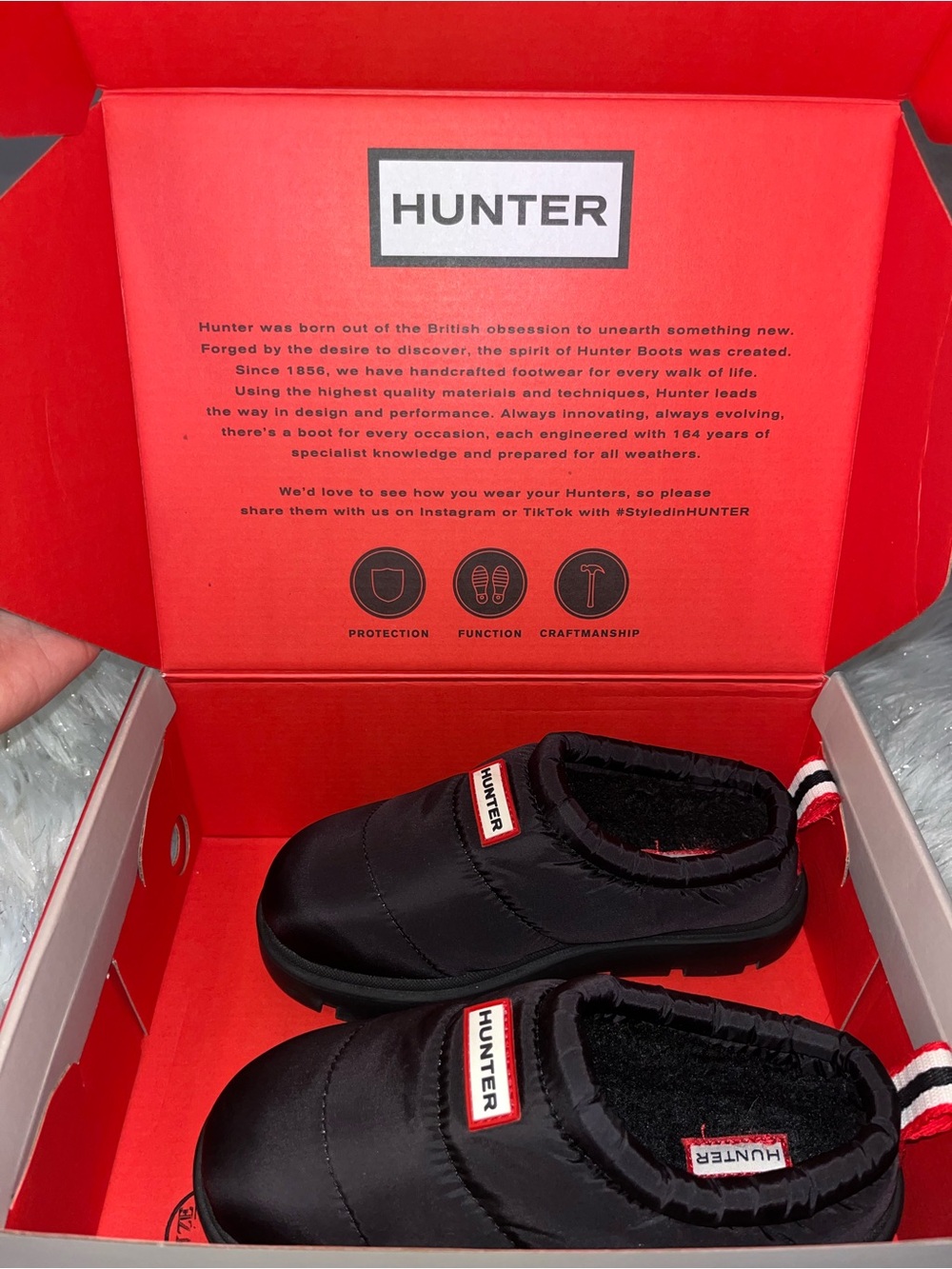Hunter - Picture 1 of 5